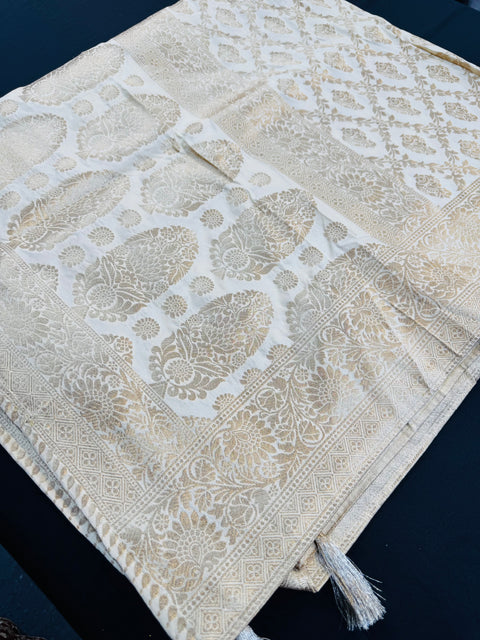 Pure And soft Banarasi Silk dupatta with Zari work