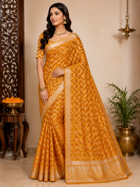 Beautiful Soft Silk Saree With Beautiful Zari Pallu,blouse piece is attached to Saree (slight variation in color and design is possible)
