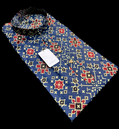 Pure cotton based Men’s Printed kurti (sizes mentioned in inches ,not according to the label on Kurti) size 46 kurti- Length 40 inches and size 48 -length 42 inches )