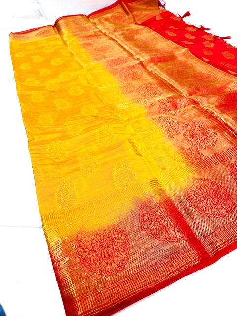Art Silk Saree With Contrast Pallu And Blouse