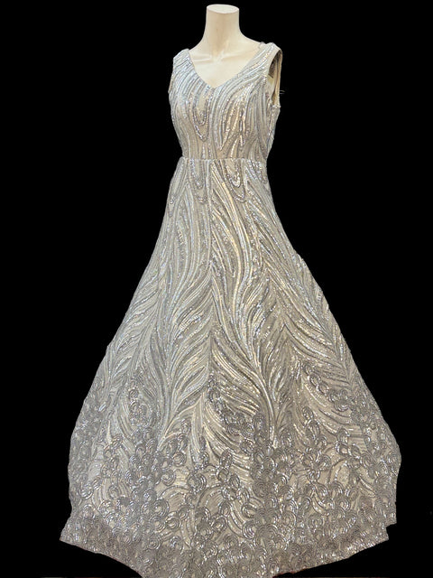 (Video clip attached)Netting Based Beautiful sequined Work Designer Party Gown