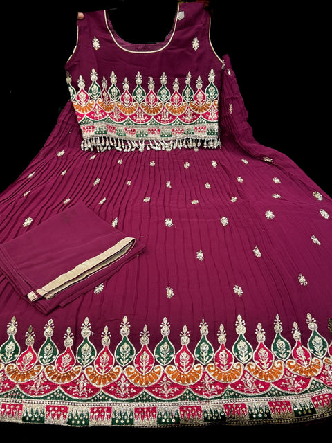 Georgette based beautiful crop top blouse with georgette lehnga and dupatta for Girls