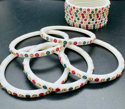 Dotted Churra Bangles set (6 bangles in set )