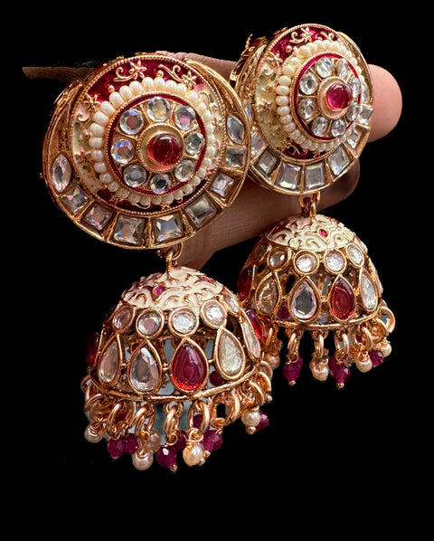 (video clip attached)Pastel Pink on Rosegold shade base Original Kundan Polki stones with Meenkari & Pearls work Bridal necklace with beautiful Jhumka, tikka , 2 Rings NOTE:- original Kundan Polki stones not fake plastic stones)