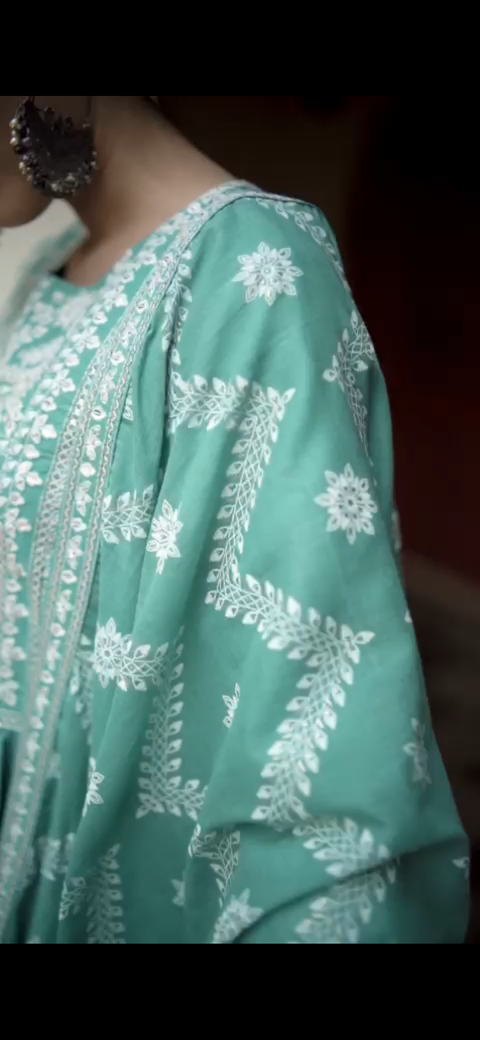 Pure & Soft Rayon Based Designer Lakhnavi Embroidered Kurti With Plazo Pants & Dupatta(Clip Attached to watch the design)