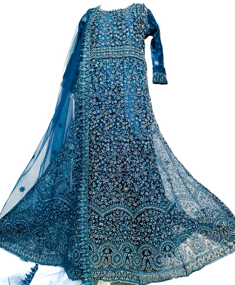 Full of stones work netting based heavy embroidery work kameez & and betting based stone work with embroidery border work Dupatta