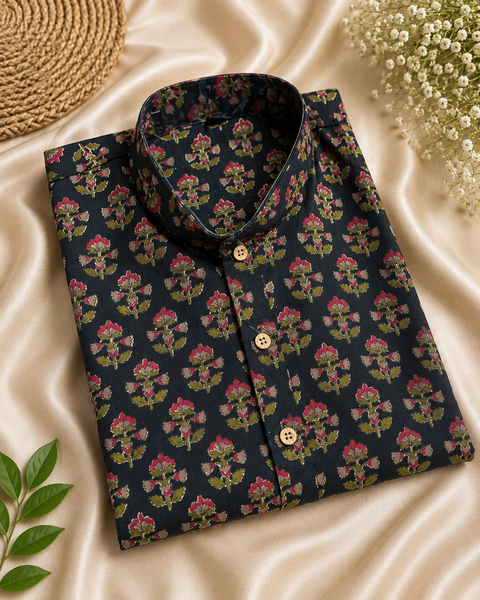 Pure cotton based Men’s Printed kurti (sizes mentioned in inches ,not according to the label on Kurti)size 44 kurti- Length 40 inches and size 46-length 42 inches ) Kurti only. Pants not included.