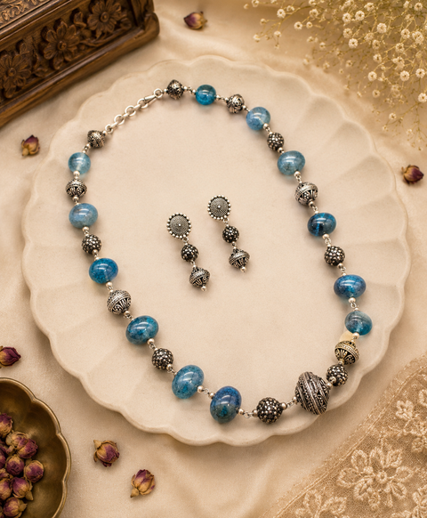 The unique colorful gems with beaded stones design Beautiful work oxidised Necklace with earrings