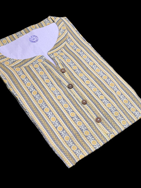 Pure Cotton based Printed short Kurti for girls /Ladies (Size 38 - length 28 inches, Size 42 ,46, 48 length -31 inches)sleeves 17 inch