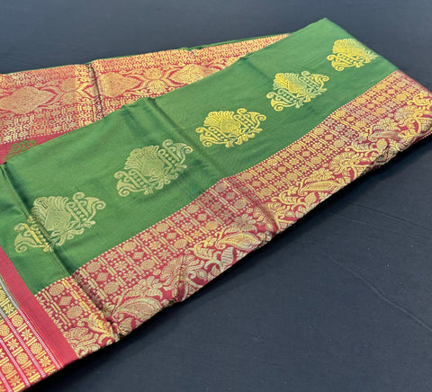 Art Silk Sarees with contrast Pallu and Blouse