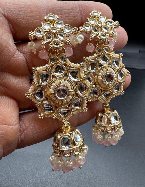 Beautiful Kundan & Pearls work jhumka (very lite weight)
