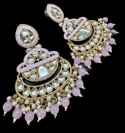 Kundan with beautiful pearls Earrings