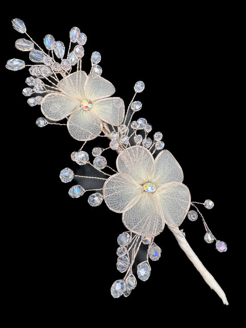 Very shiny and sparkly crystals with pearls hair accessories for styling hair (perfect for curls or hair bun style) easy to use