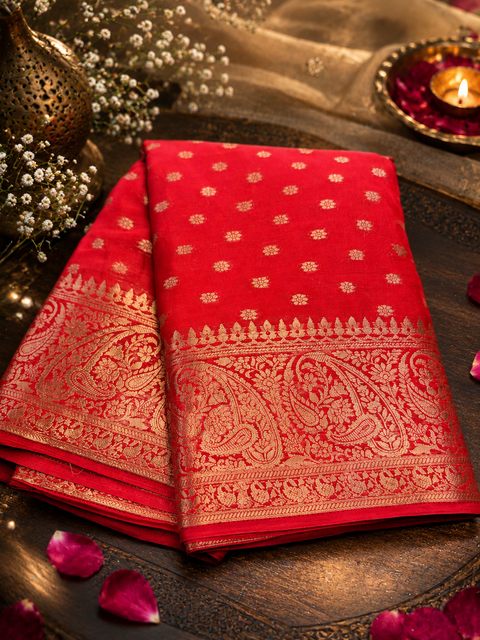 Very Soft Pure chiffon silk  based Beautiful zari work Banarasi look Saree(Blouse Shown Is For Reference Only. The Blouse Piece Is Included With The Saree As Unstitched Fabric)(slight variation in color and design is possible )