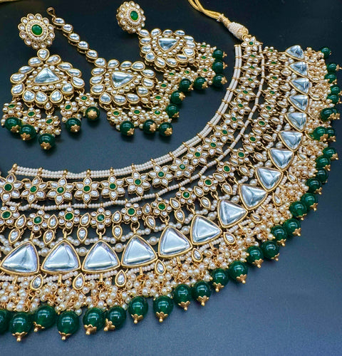 (Video clip attached) Kundan stone with pearls beaded work beautiful bridal/semi bridal necklace with earrings and tikka set