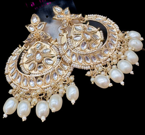 Beautiful pearls with kundan work earrings