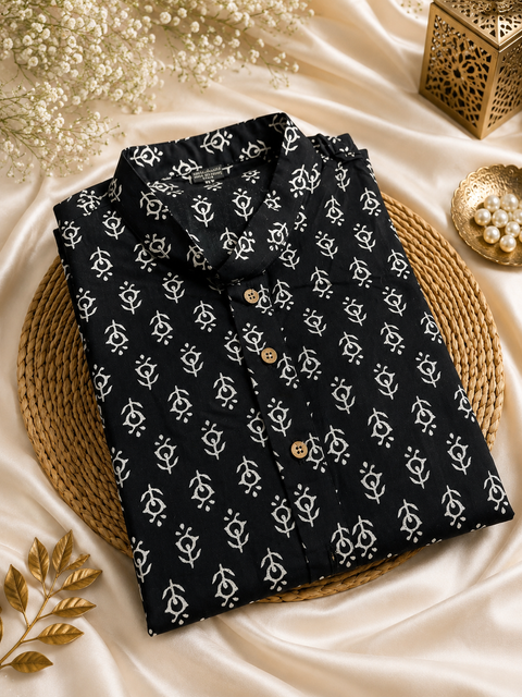 Pure cotton based Men’s Printed kurti (sizes mentioned in inches ,not according to the label on Kurti)size 44 kurti- Length 40 inches and size 46-length 42 inches ) Kurti only. Pants not included.