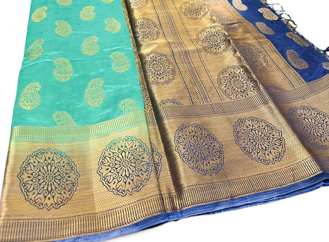 Art Silk Saree With Contrast Pallu and Blouse