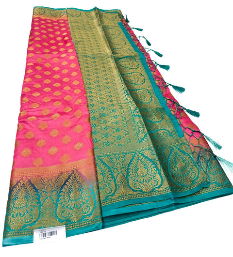 Art Silk Saree With Contrast Pallu And Blouse