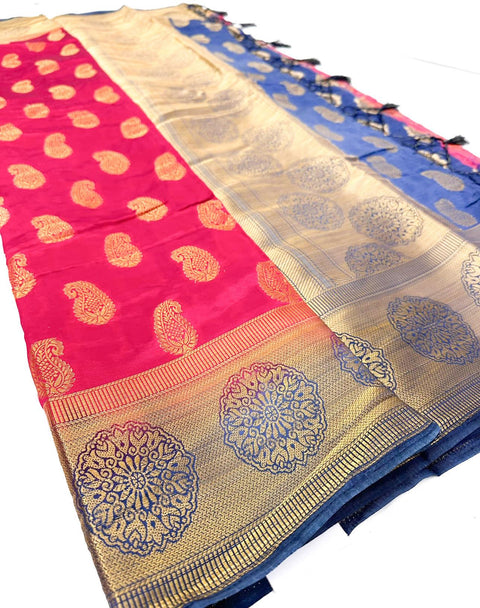 Art Silk Saree With Contrast Pallu and Blouse