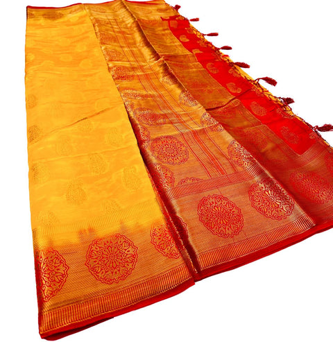 Art Silk Saree With Contrast Pallu and Blouse