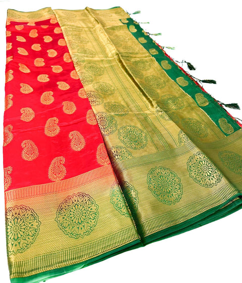 Art Silk Saree With Contrast Pallu and Blouse