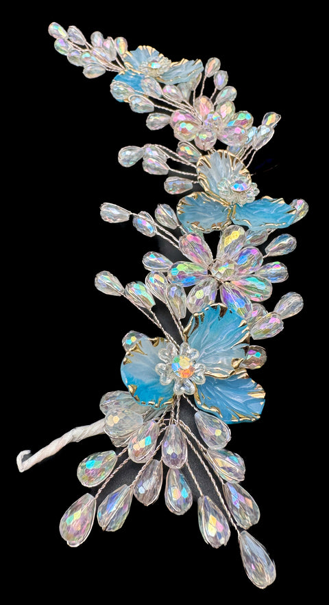 Very shiny and sparkly crystals with pearls hair accessories for styling hair (perfect for curls or hair bun style) easy to use