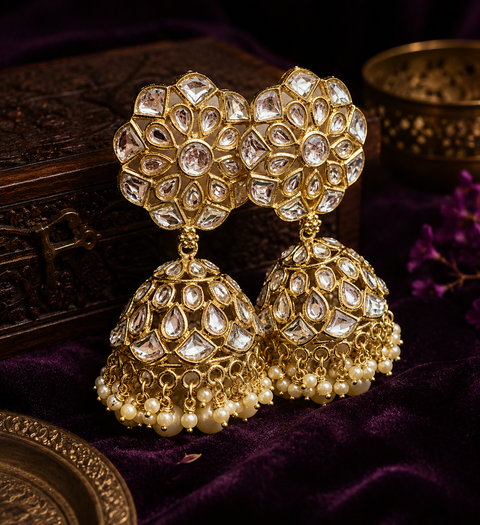 Bigger size and lite weight Beautiful pearls with kundan work jhumka(slight variation in color and design is possible)