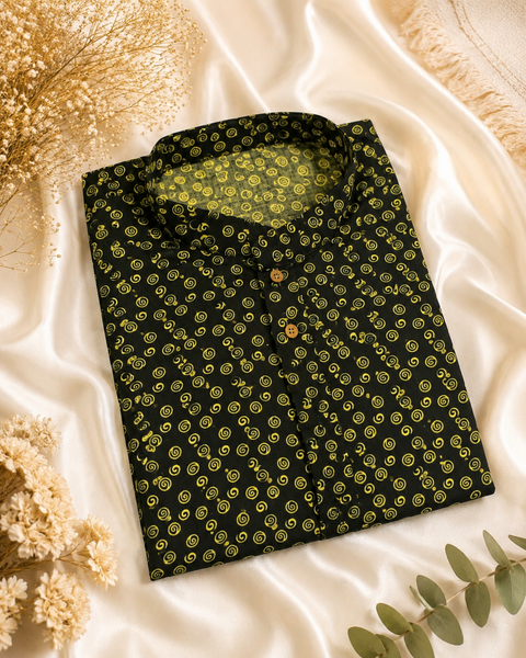 Pure cotton based Men’s Printed kurti (sizes mentioned in inches ,not according to the label on Kurti)size 44 kurti- Length 40 inches and size 46-length 42 inches ) Kurti only. Pants not included.