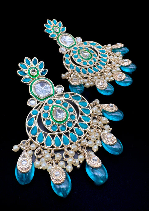 Beautiful pearls with kundan work earrings