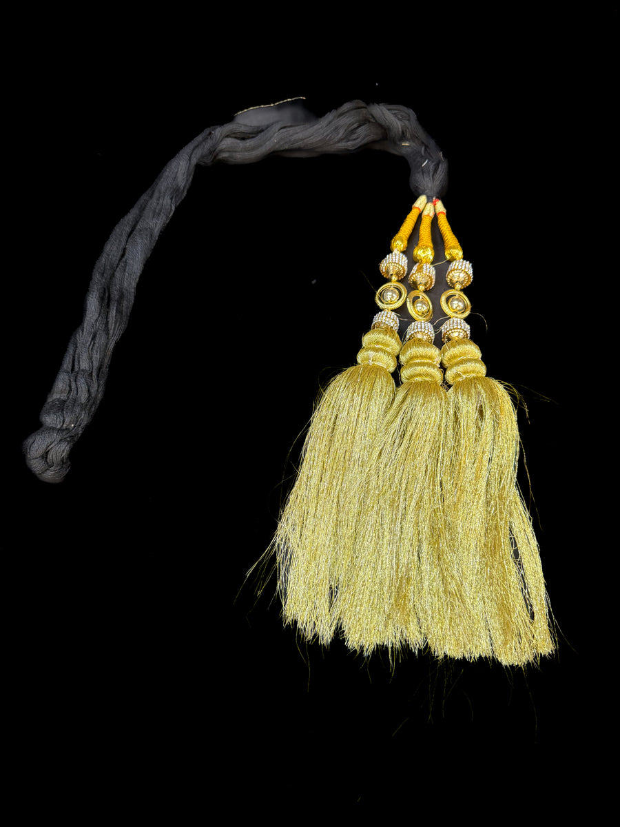 Beautiful hair prandi– Saheli Ethnic Indian Wear