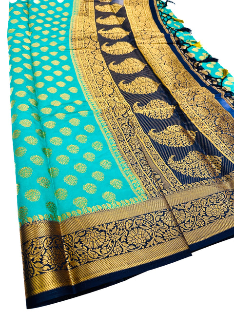 Art Silk Saree With Contrast Pallu And Blouse