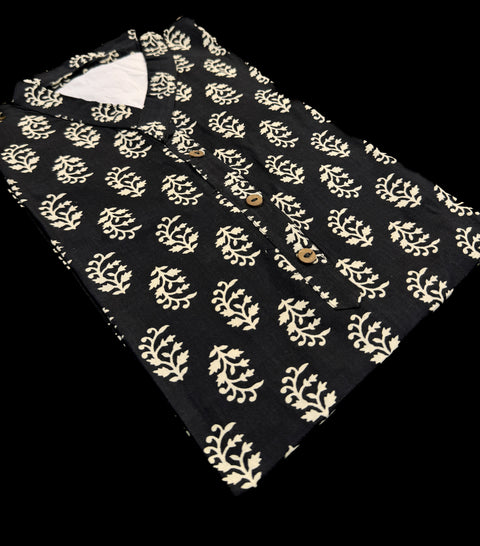 Pure Cotton based Printed short Kurti for girls /Ladies (Size 38 - length 28 inches, Size 42 ,46, 48 length -31 inches)sleeves 17 inch