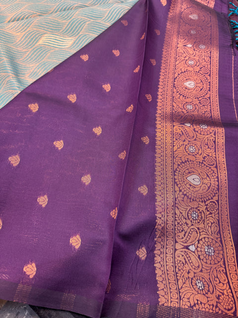 Soft Silk Saree with contrast beautiful pallu and blouse
