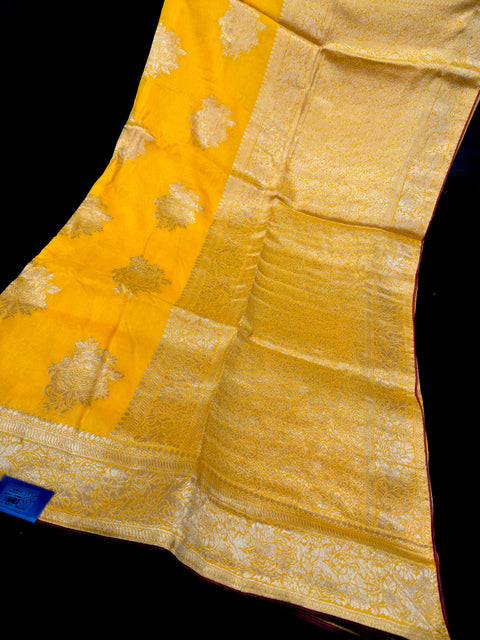 Beautiful Very Soft Pure Dola Silk Beautiful Saree (very soft to set the pleates)
