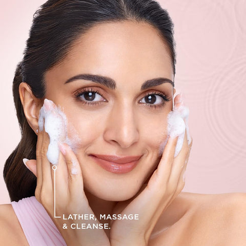 Pond's White Beauty Spot-less Firness Face Wash, 50g