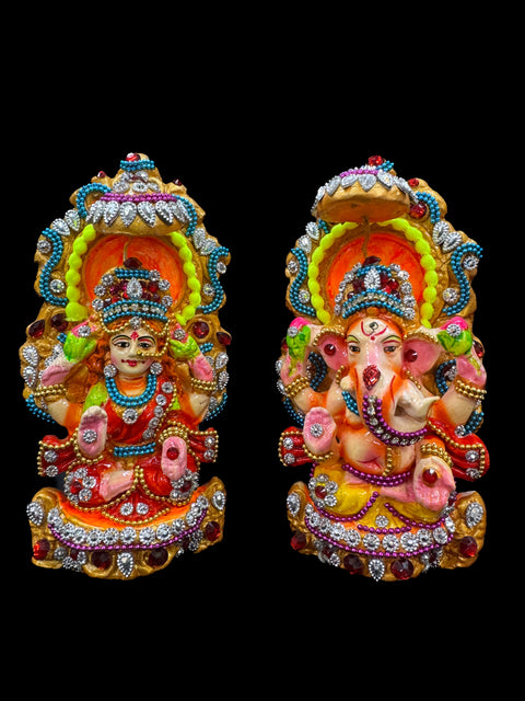 Beautiful Lakshmi Ji & Ganesh Ji Statue (Murti) slight variation in color and design is possible (13-16cm height appx)