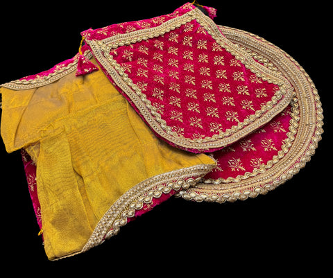 Large size lace border with brocade print velvet based beautiful Shaun Thali/Thaal with cover and Potli bag