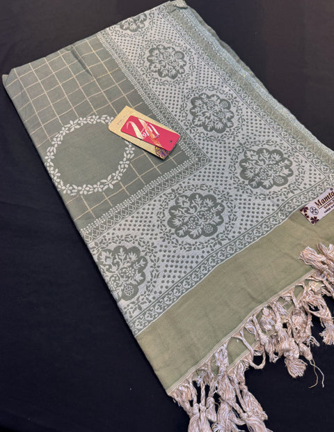 Women's Plain Pure woollen Shawl