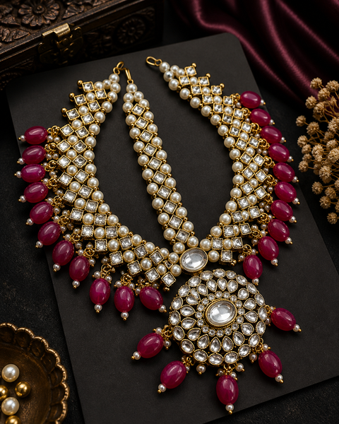 Tikka or matha patti with beautiful kundan and pearl work