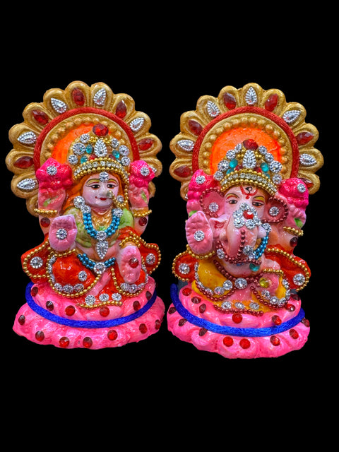 Beautiful Lakshmi Ji & Ganesh Ji Statue (Murti) slight variation in color and design is possible (13-16cm height appx)