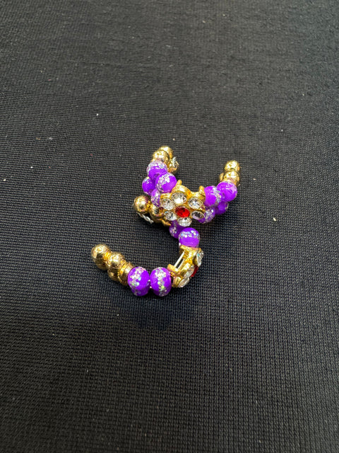 Pair of Elegant adjustable Laddu Gopal bangles, designed to fit all idol sizes comfortably while adding a divine charm. ✨Lightweight and beautifully crafted, perfect for enhancing your Bal Gopal ji’s graceful look