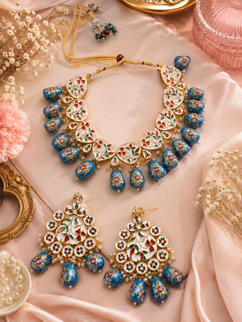 Original Uncut Kundan necklace set with elegant pearl detailing , (kundan stone back picture attached for Kundan reference )Slight variation in color, design, and finishing may occur