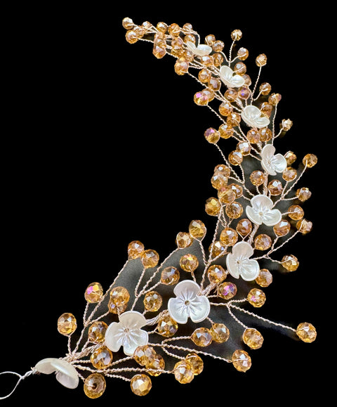 Very shiny and sparkly white crystals with pearls hair accessories for engagement bride