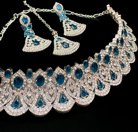 Silver jerkan stone beautiful choker necklace with earrings and tikka set