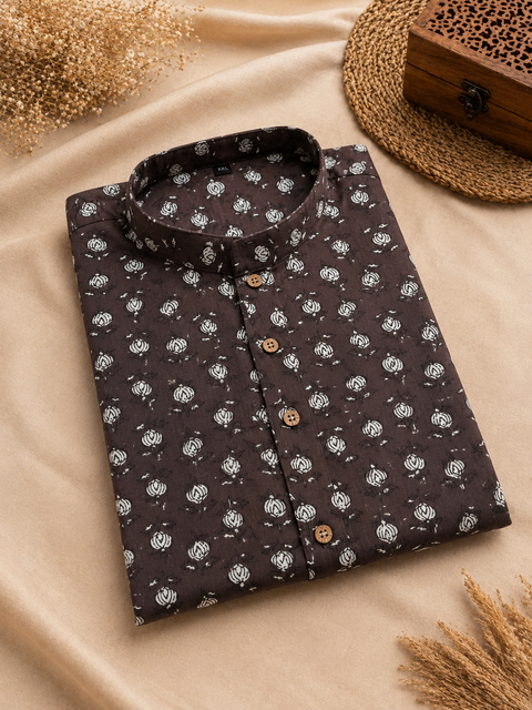 Pure cotton based Men’s Printed kurti (sizes mentioned in inches ,not according to the label on Kurti)size 44 kurti- Length 40 inches and size 46-length 42 inches ) Kurti only. Pants not included.