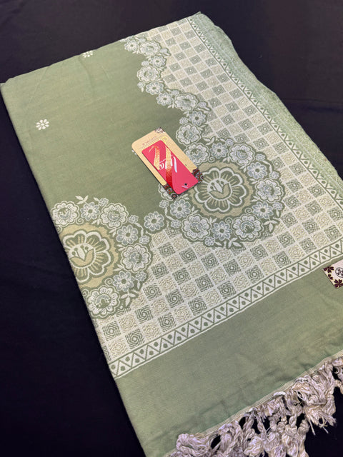 Women's Plain Pure woollen Shawl