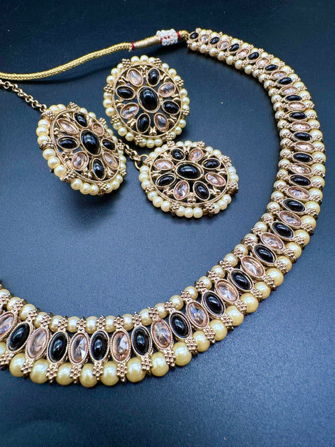 Polki And Pearls Work Beautiful Necklace Set With studs & Tikka