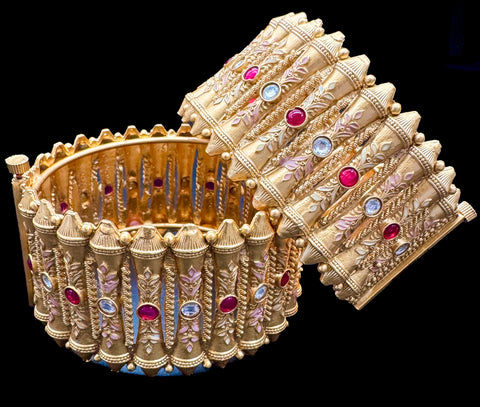 (Not original Gold )Royal look Gold plated original Kundan stone beautiful design Designer Kade (Openable , Screw Designed)pair