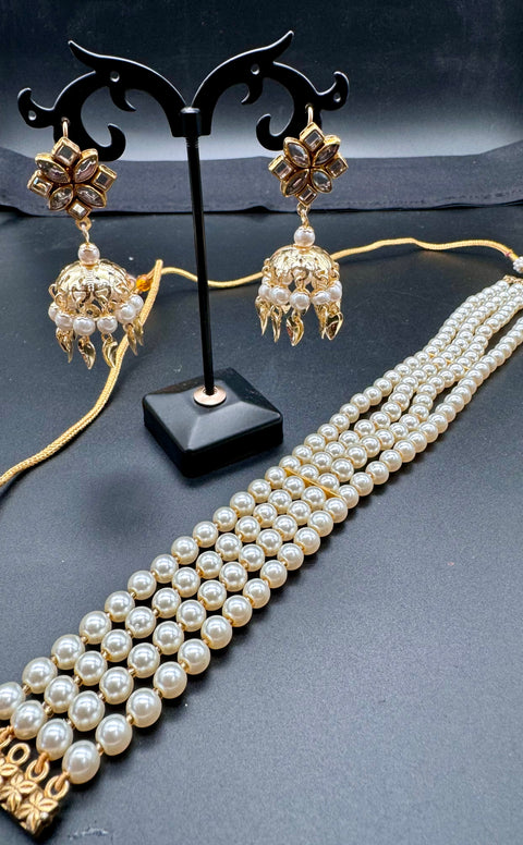 Beautiful pearls with stone beaded choker necklace with small studs